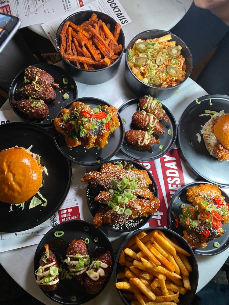 Influencers Network Table Wing Shack Co. Opens in Soho Here’s What